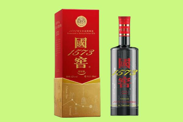 通辽霍林郭勒市回收国窖1573.jpg